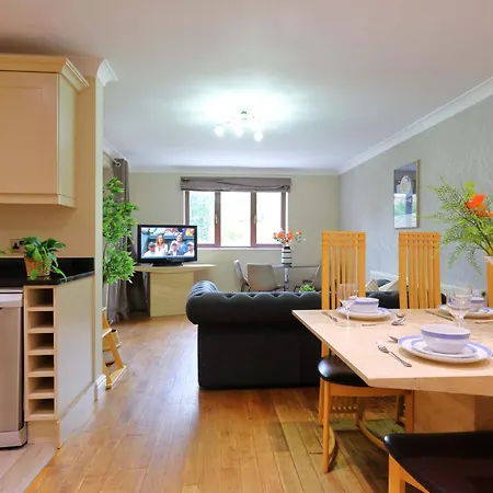 M1, M62, Free Parking, Wifi, 8 Beds, Separate Office Dewsbury Exterior photo
